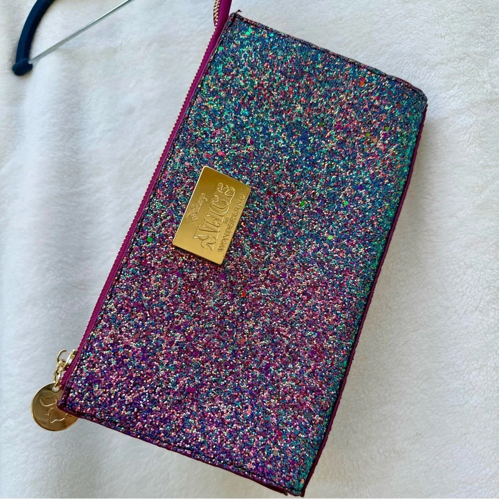 Sigma x Disney Alice in Wonderland Glitter Makeup Bag - Limited Edition NWOT